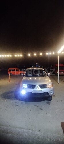 Mitsubishi L200 2007, 452,433 km - 2.5 l - Bakı