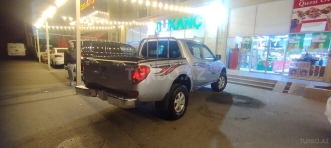 Mitsubishi L200 2007, 452,433 km - 2.5 l - Bakı