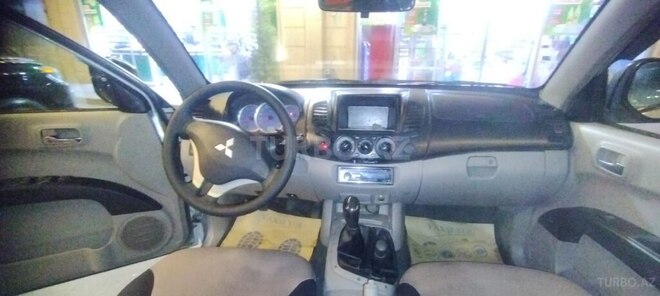 Mitsubishi L200 2007, 452,433 km - 2.5 l - Bakı