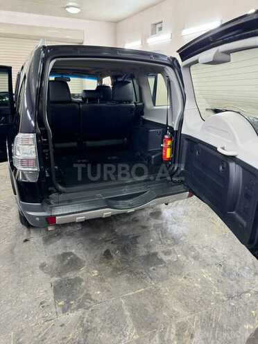 Mitsubishi Pajero 2007, 268,000 km - 3.0 l - Bakı