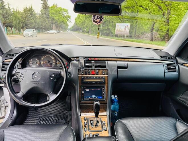 Mercedes E 320 2000, 264,613 km - 3.2 l - Masallı