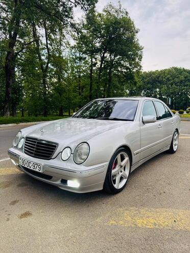 Mercedes E 320 2000, 264,613 km - 3.2 l - Masallı