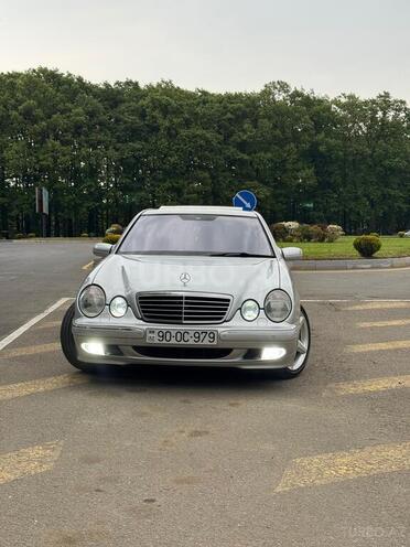 Mercedes E 320 2000, 264,613 km - 3.2 l - Masallı