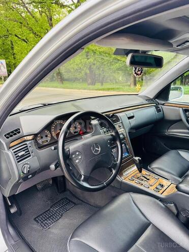 Mercedes E 320 2000, 264,613 km - 3.2 l - Masallı