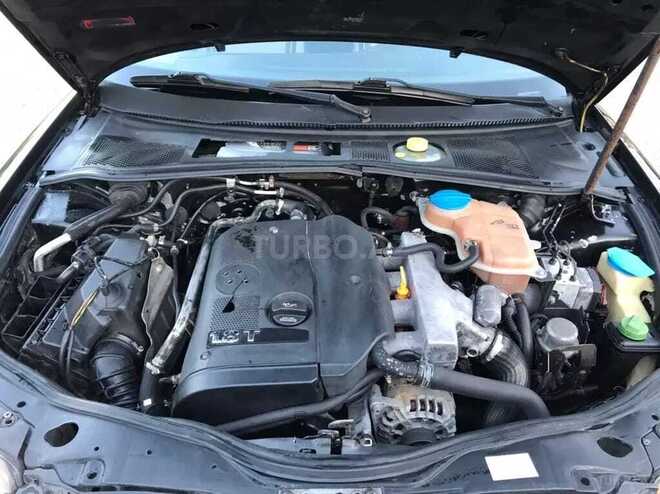 Volkswagen Passat 2004, 200,000 km - 1.8 l - Bakı