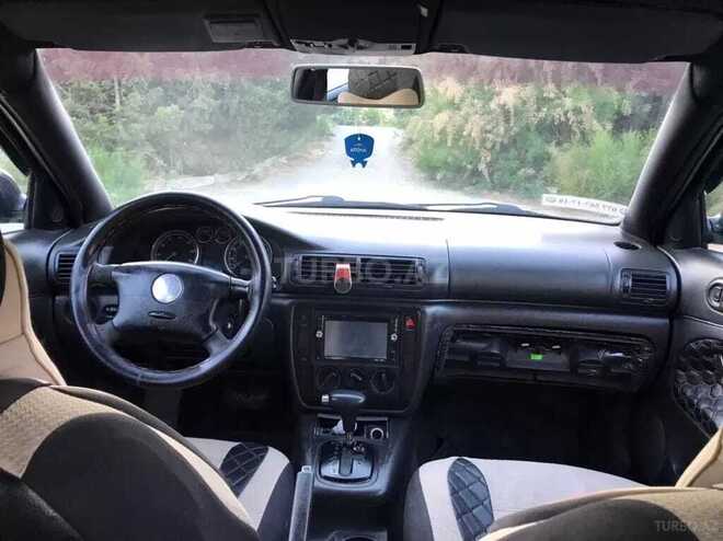 Volkswagen Passat 2004, 200,000 km - 1.8 l - Bakı