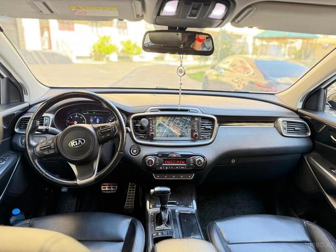 Kia Sorento-8