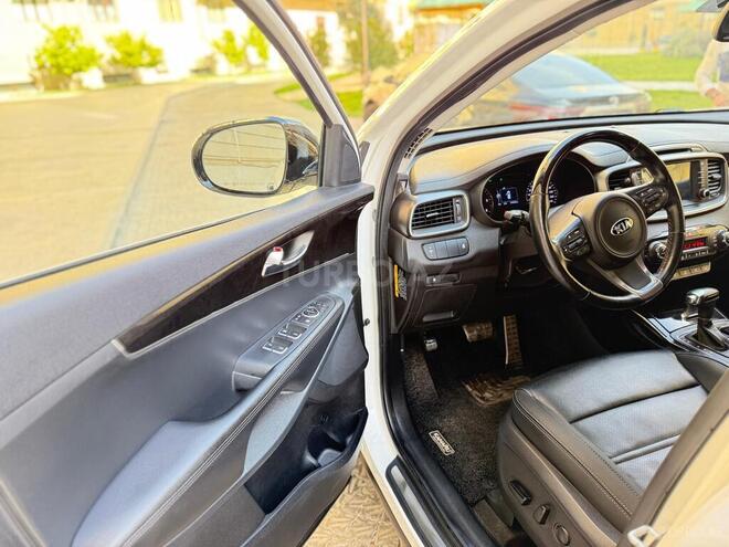 Kia Sorento-11