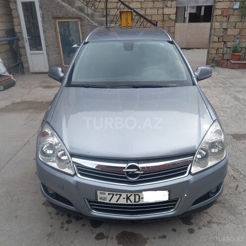 Opel Astra 2010, 200,000 km - 1.3 л - Bakı