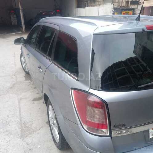 Opel Astra 2010, 200,000 km - 1.3 л - Bakı