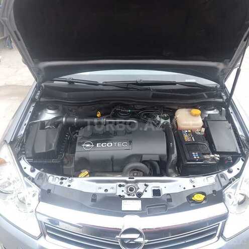 Opel Astra 2010, 200,000 km - 1.3 л - Bakı