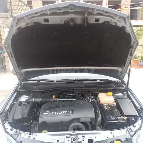 Opel Astra 2010, 200,000 km - 1.3 л - Bakı