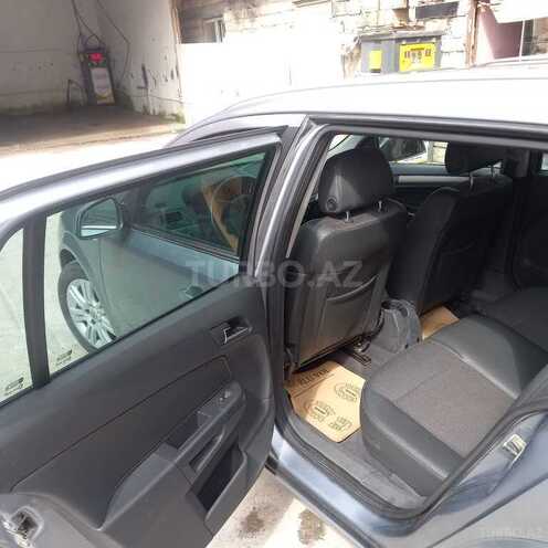 Opel Astra 2010, 200,000 km - 1.3 л - Bakı