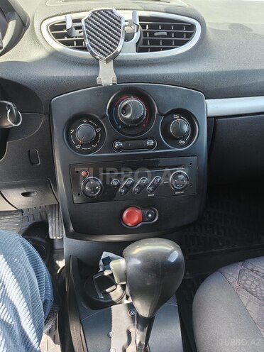 Renault Clio 2007, 200,000 km - 1.6 l - Bakı