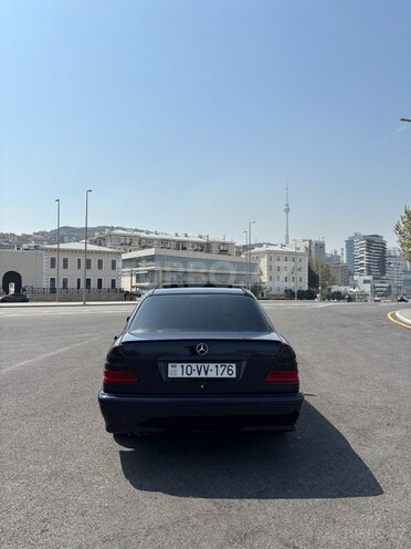 Mercedes C 230 1997, 345,000 km - 2.3 l - Bakı