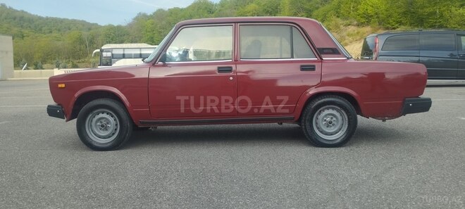 LADA (VAZ) 2107 2003, 87,000 km - 1.6 l - Quba