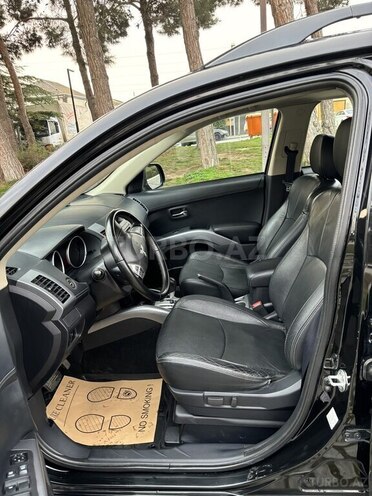 Mitsubishi Outlander 2012, 81,700 km - 2.4 l - Bakı