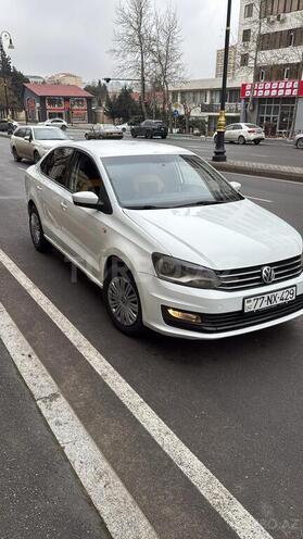 Volkswagen Polo 2018, 140,000 km - 1.6 l - Bakı