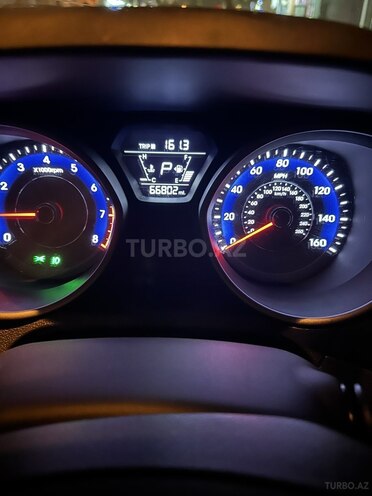 Hyundai Elantra 2015, 106,217 km - 1.8 l - Bakı