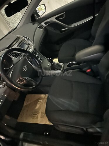Hyundai Elantra 2015, 106,217 km - 1.8 l - Bakı