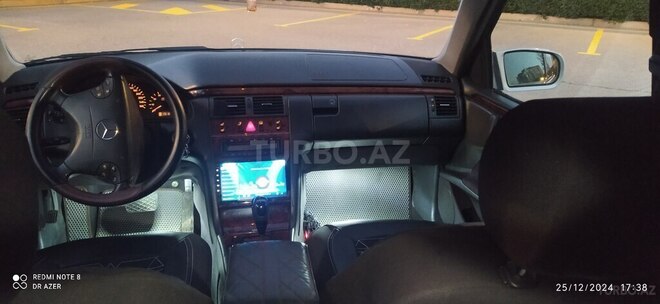 Mercedes E 240 2000, 338,000 km - 2.6 l - Bakı