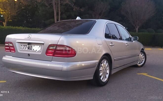 Mercedes E 240 2000, 338,000 km - 2.6 l - Bakı