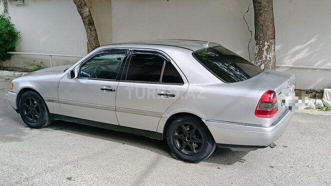 Mercedes C 250 1997, 225,000 km - 2.5 l - Bakı