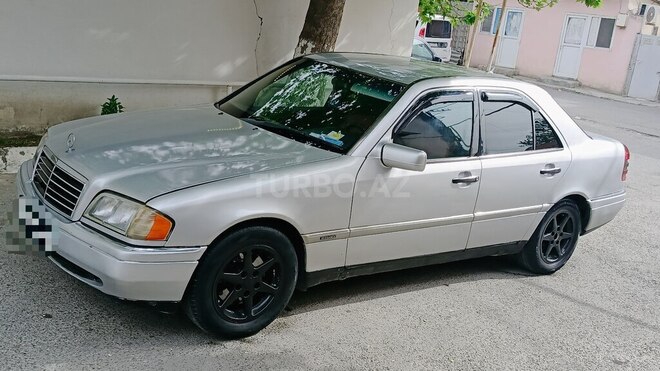 Mercedes C 250 1997, 225,000 km - 2.5 l - Bakı