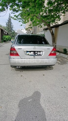 Mercedes C 250 1997, 225,000 km - 2.5 l - Bakı
