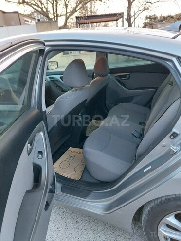 Hyundai Elantra 2015, 126,000 km - 1.8 l - Bakı