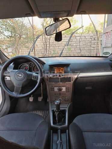 Opel Astra 2005, 270,000 km - 1.4 л - Bakı