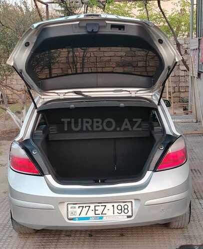 Opel Astra 2005, 270,000 km - 1.4 л - Bakı