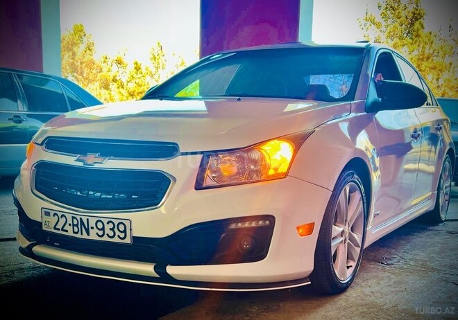 Chevrolet Cruze 2015, 334,000 km - 1.4 l - Goranboy