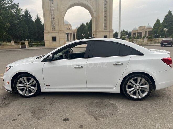Chevrolet Cruze 2015, 334,000 km - 1.4 l - Goranboy