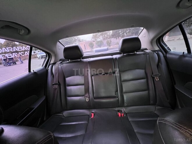 Chevrolet Cruze 2015, 334,000 km - 1.4 l - Goranboy