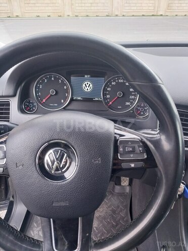 Volkswagen Touareg 2011, 270,000 km - 3.6 l - Bakı