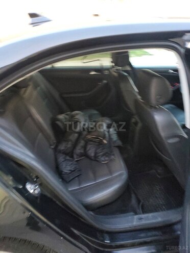 Volkswagen Jetta 2012, 245,000 km - 2.0 l - Bakı