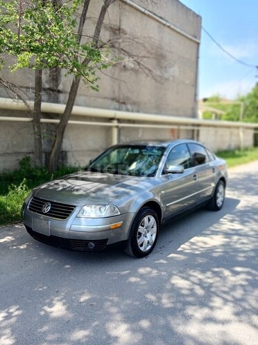 Volkswagen Passat 2003, 305,000 km - 1.8 l - Bakı