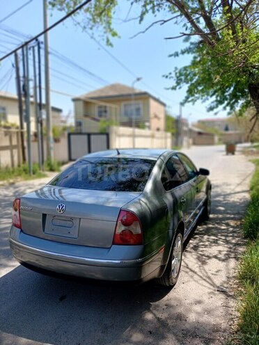 Volkswagen Passat 2003, 305,000 km - 1.8 l - Bakı