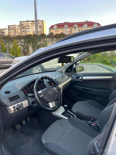 Opel Astra 2008, 168,000 km - 1.4 л - Bakı