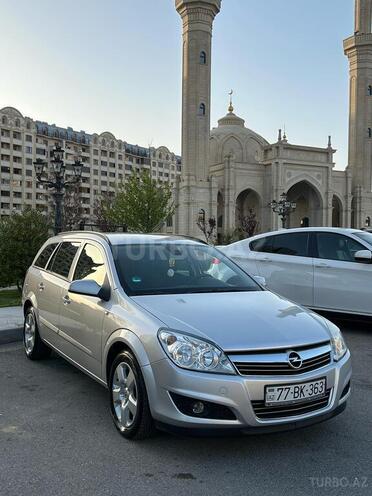 Opel Astra 2008, 168,000 km - 1.4 л - Bakı