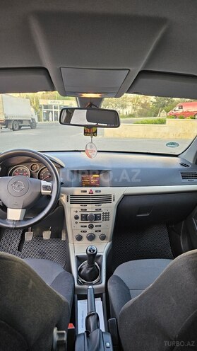 Opel Astra 2008, 168,000 km - 1.4 л - Bakı