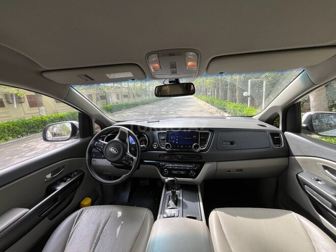 Kia Carnival 2015, 300,000 km - 2.2 l - Bakı