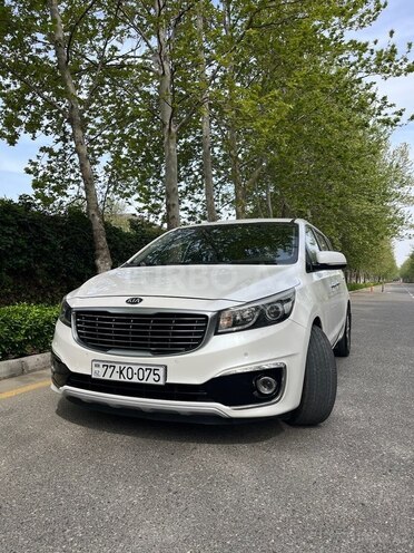 Kia Carnival 2015, 300,000 km - 2.2 l - Bakı