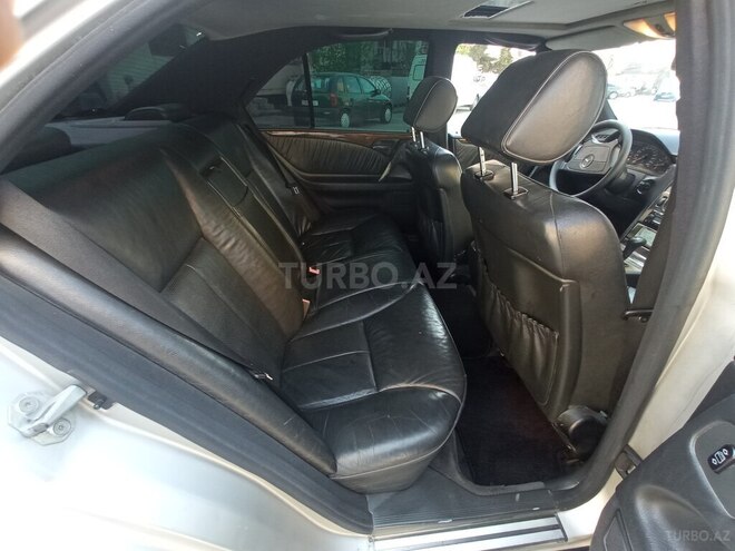 Mercedes E 230 1996, 310,000 km - 2.3 l - Bakı
