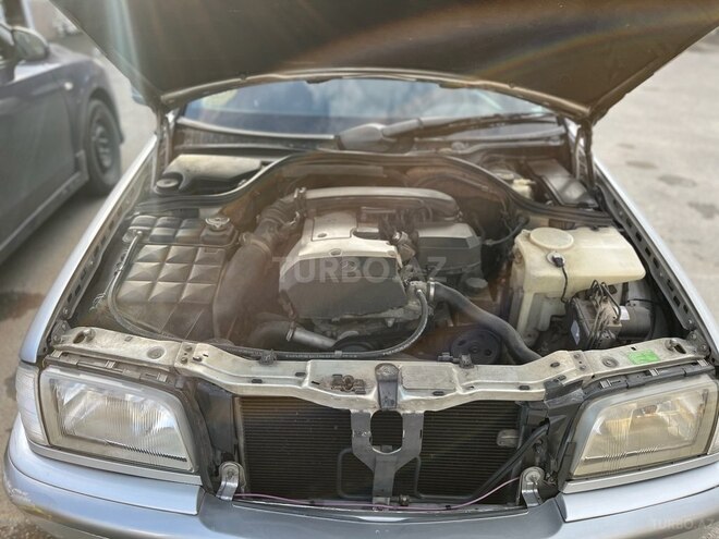 Mercedes C 200 1997, 266,000 km - 2.0 l - Bakı