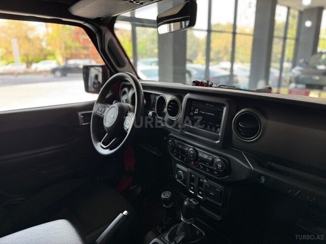 Jeep Wrangler-10