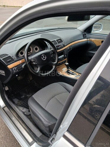 Mercedes E 200 2007, 271,000 km - 1.8 l - Bakı