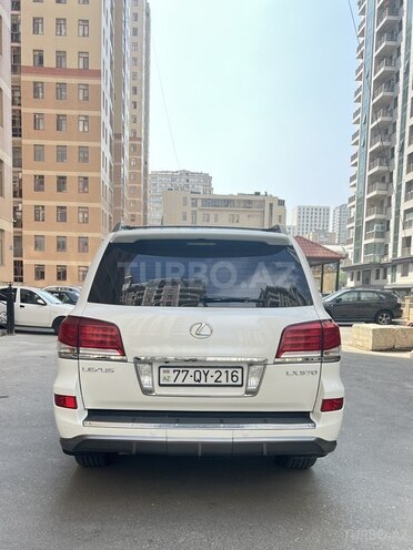 Lexus LX 570 2014, 130,000 km - 5.7 l - Bakı