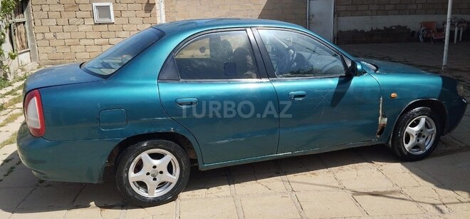 Daewoo Nubira 1998, 100,000 km - 2.0 l - Salyan